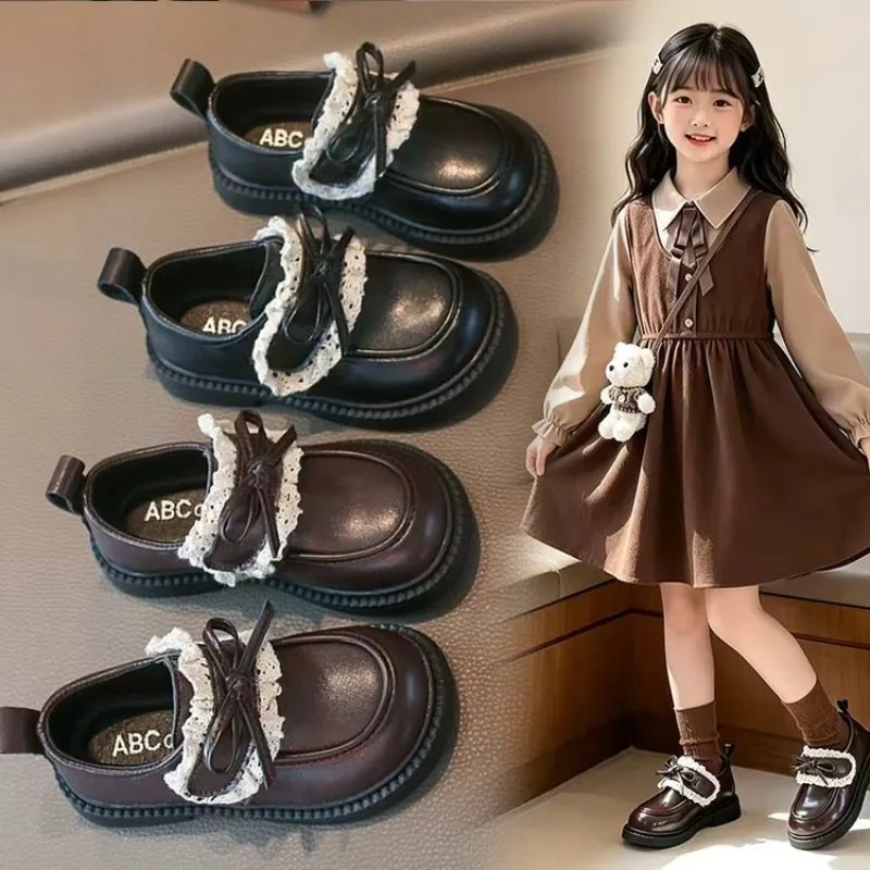 sapatos-de-couro-para-menina-estilo-retro-para-primavera-e-outono-com-sola-macia-sapatos-de-princesa-para-menina-modelo-2026-novos-sapatos-infantis-antiderrapantes-estilo-ballet-sapatos-para-meninas-zara-kidsu