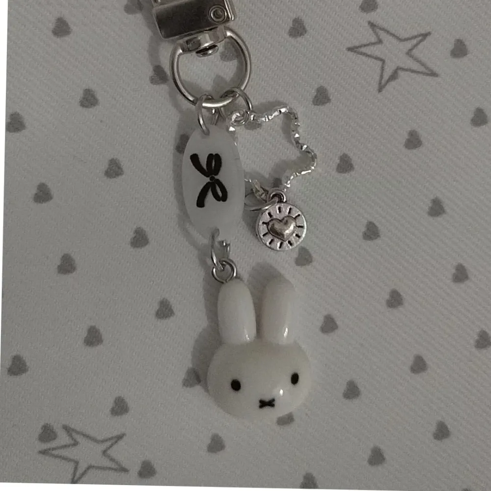 Miffy Rabbit Head Keychain Kawaii Star Heart Metal Charm Pendant Sweet Bag Ornament Backpack Hanging Decor Key Ring Accessories