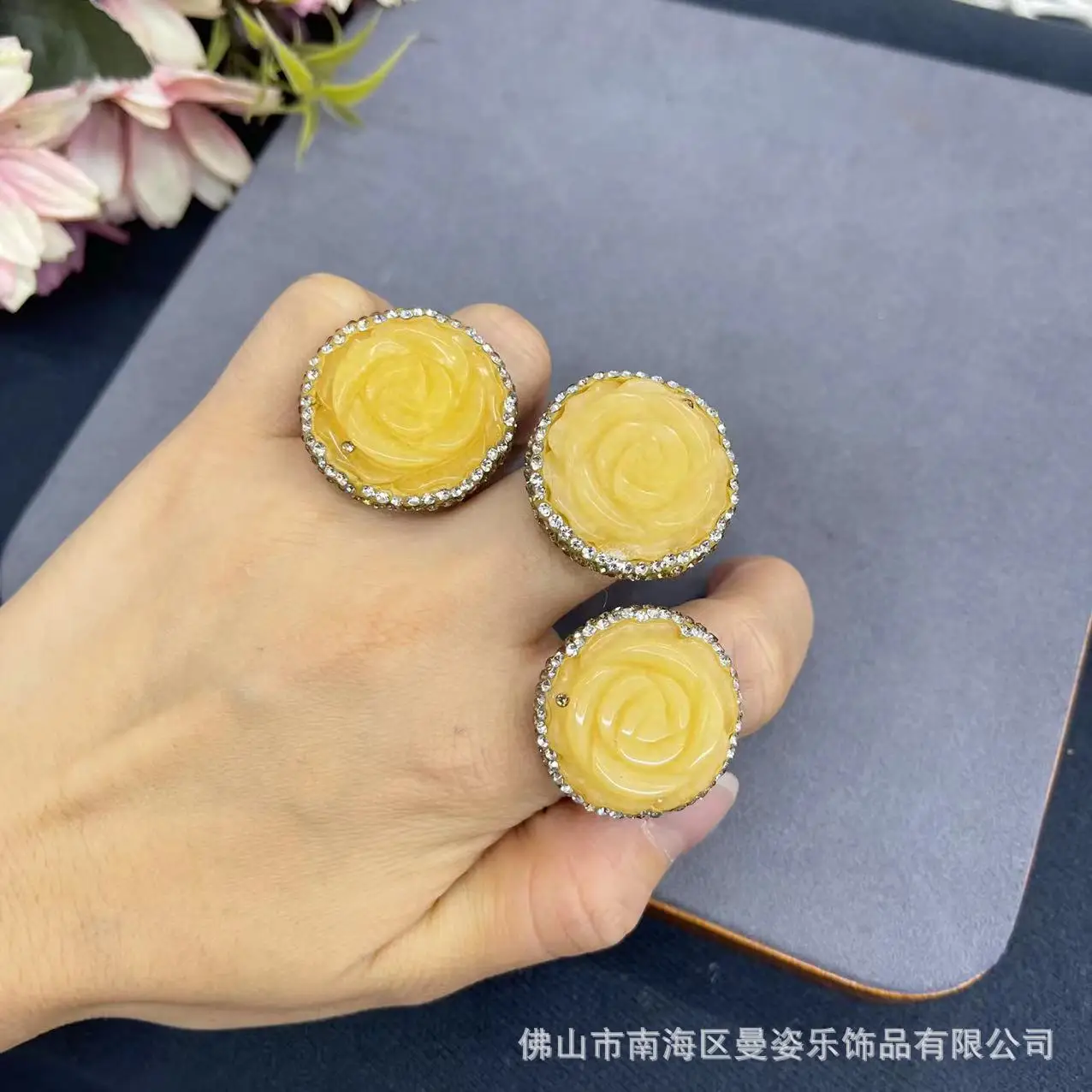 DIY accessories Onyx stone hand-carved rose festival adjustable ring, French vintage hot-selling wholesale