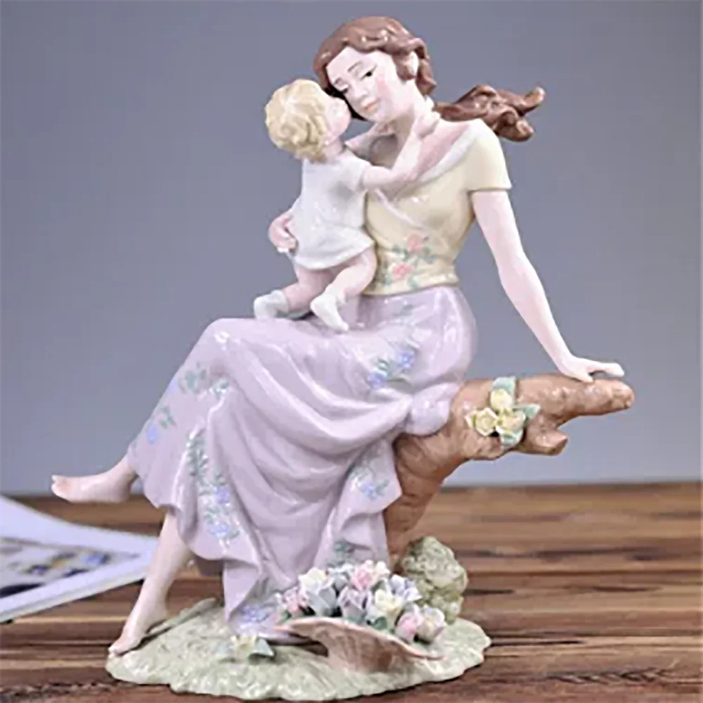 MOTHER'S DAY LLADRO ORIGINAL SINGLE HAND PAINTED PORCELAIN FIGURES IN SPAIN ELEGANT PORCELAIN DECORATION HOME DECORATION