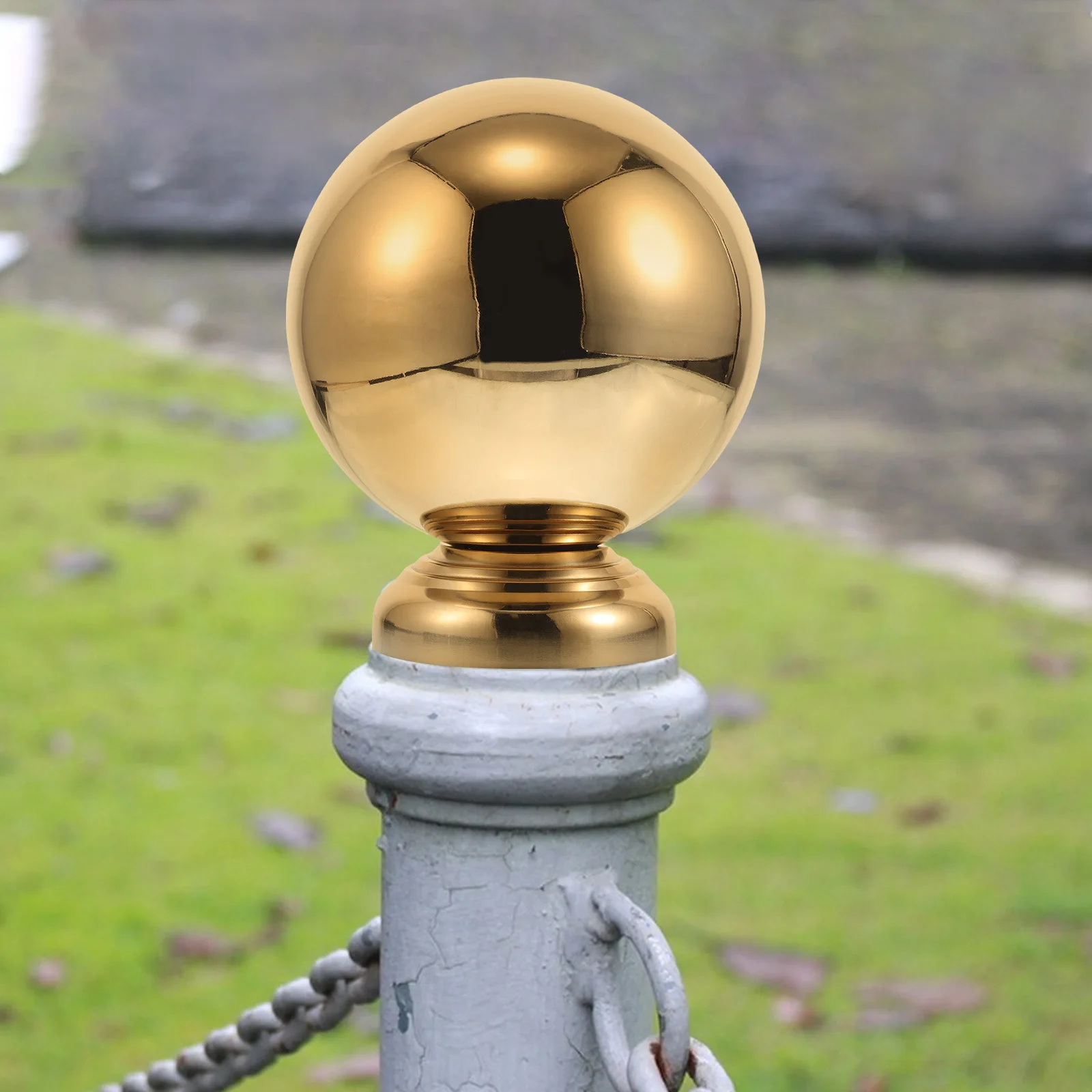 

Stainless Steel Reflective Ball Polished Hollow Garden Globe Durable Outdoor Decoration For Fence Yard Deck Lawn Pond