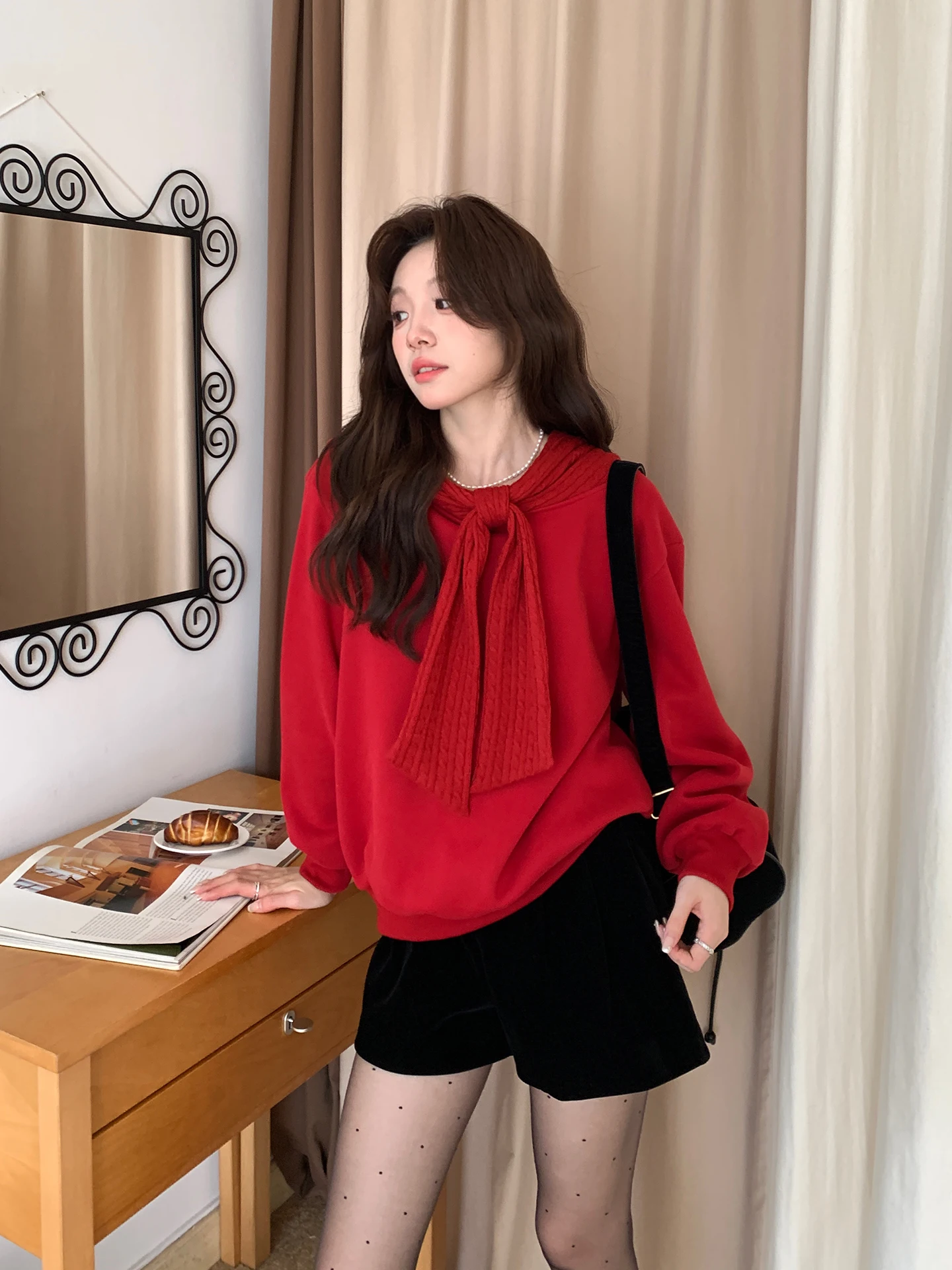 

Корейские бархатные шорты Even-wen с высокой талией, однотонные, универсальные, стройнящие, для повседневной носки, осенне-зимние, модные женские брюки