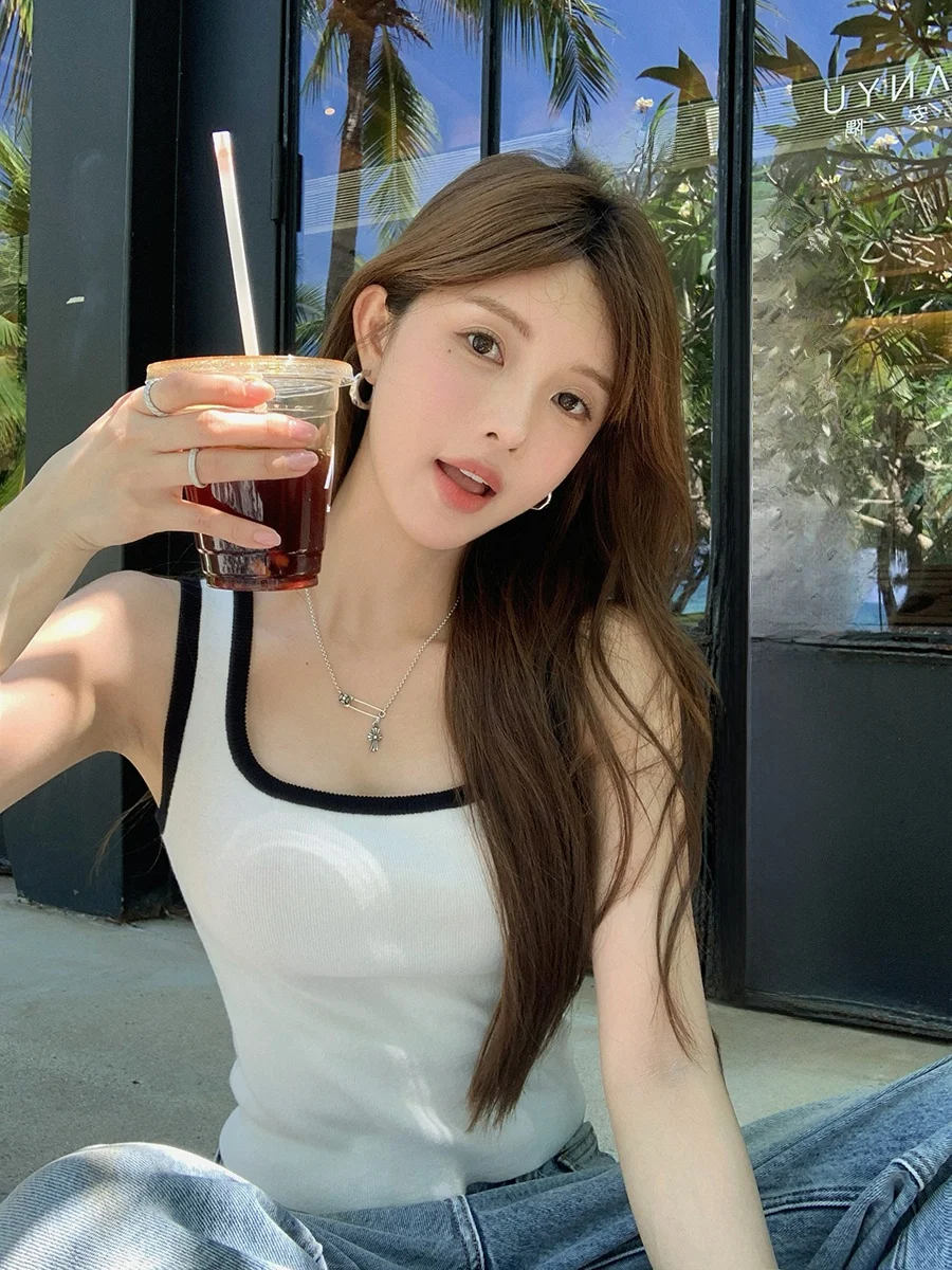 

Basic 00% Cotton Knitted Vest Color Blo Casual Square Collar Texture Knitwear Women Summer Faion Versatile Comfortable Top