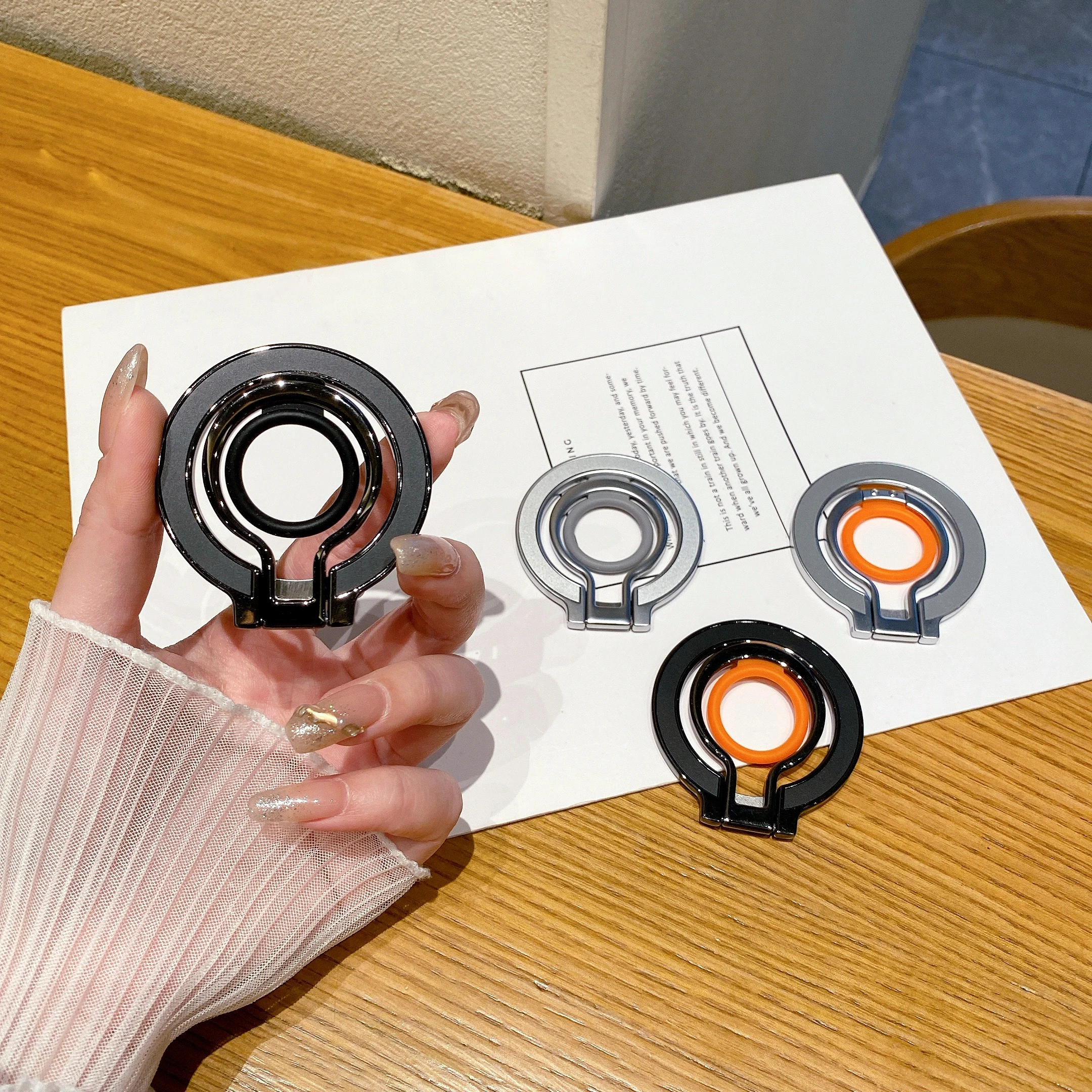 MagSafe Magnetic Ring Buckle Phone Stand 360 degree Rotating Desktop Fixed Car Strong Magnetic Adsorption Portable Ring Buckle
