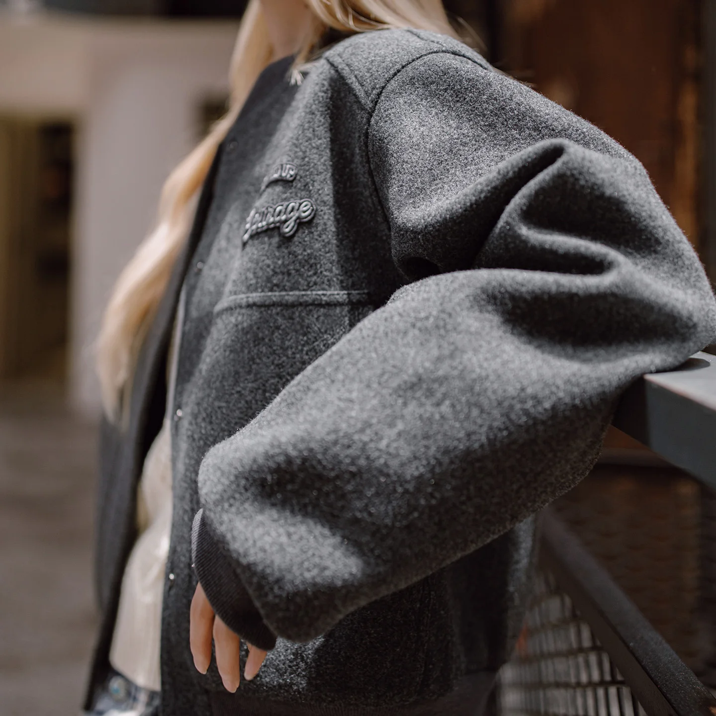Maden Women’s Thick Wool-Like Baseball Jacket Short Coat Loose Fit Ribbed Cuffs Pockets Embroidered Autumn Winter Outerwear