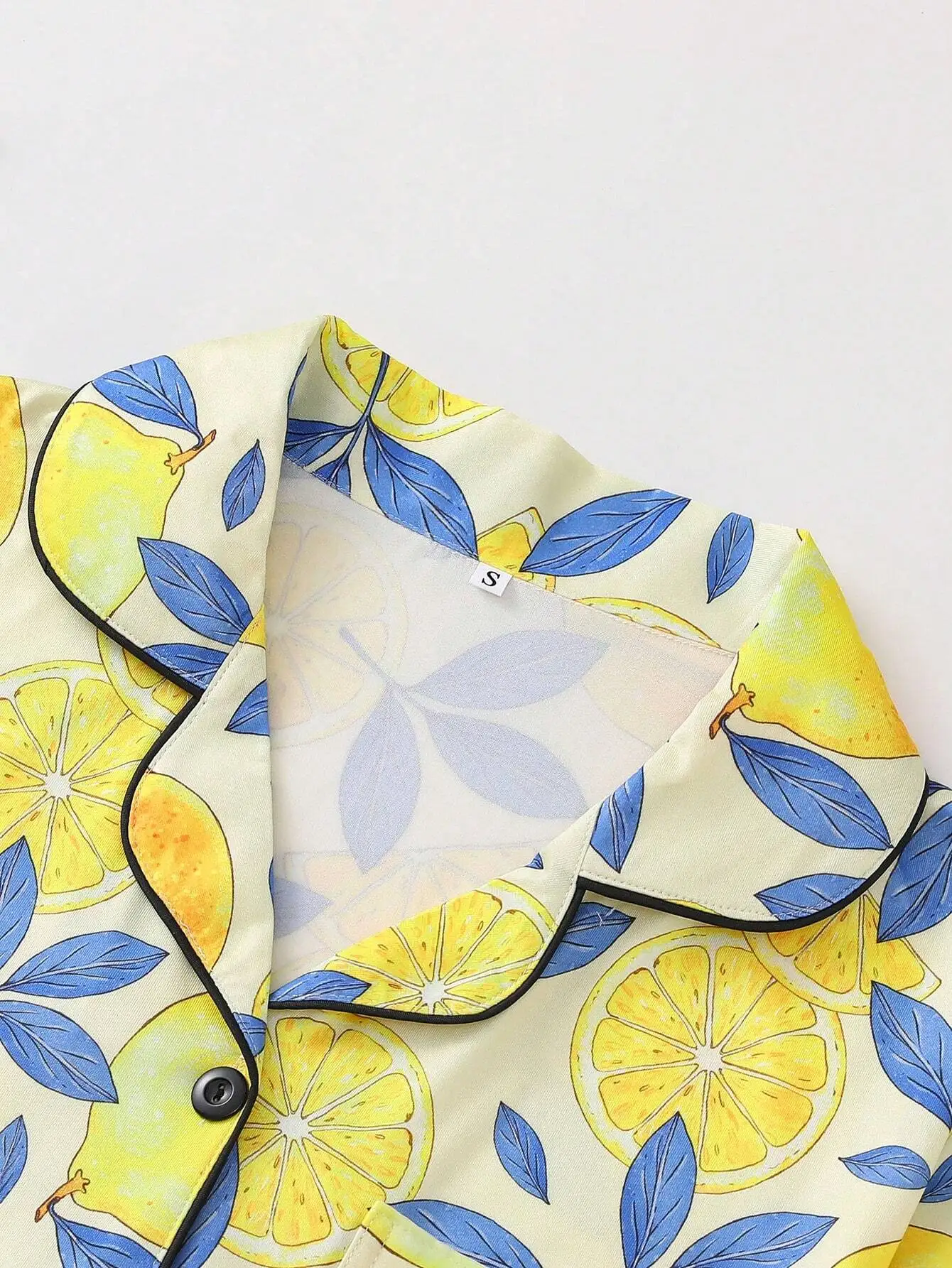 

Women Lemon Print Pajama Set Collared Short Sleeve Top Loose Shorts Casual Sleepwear
