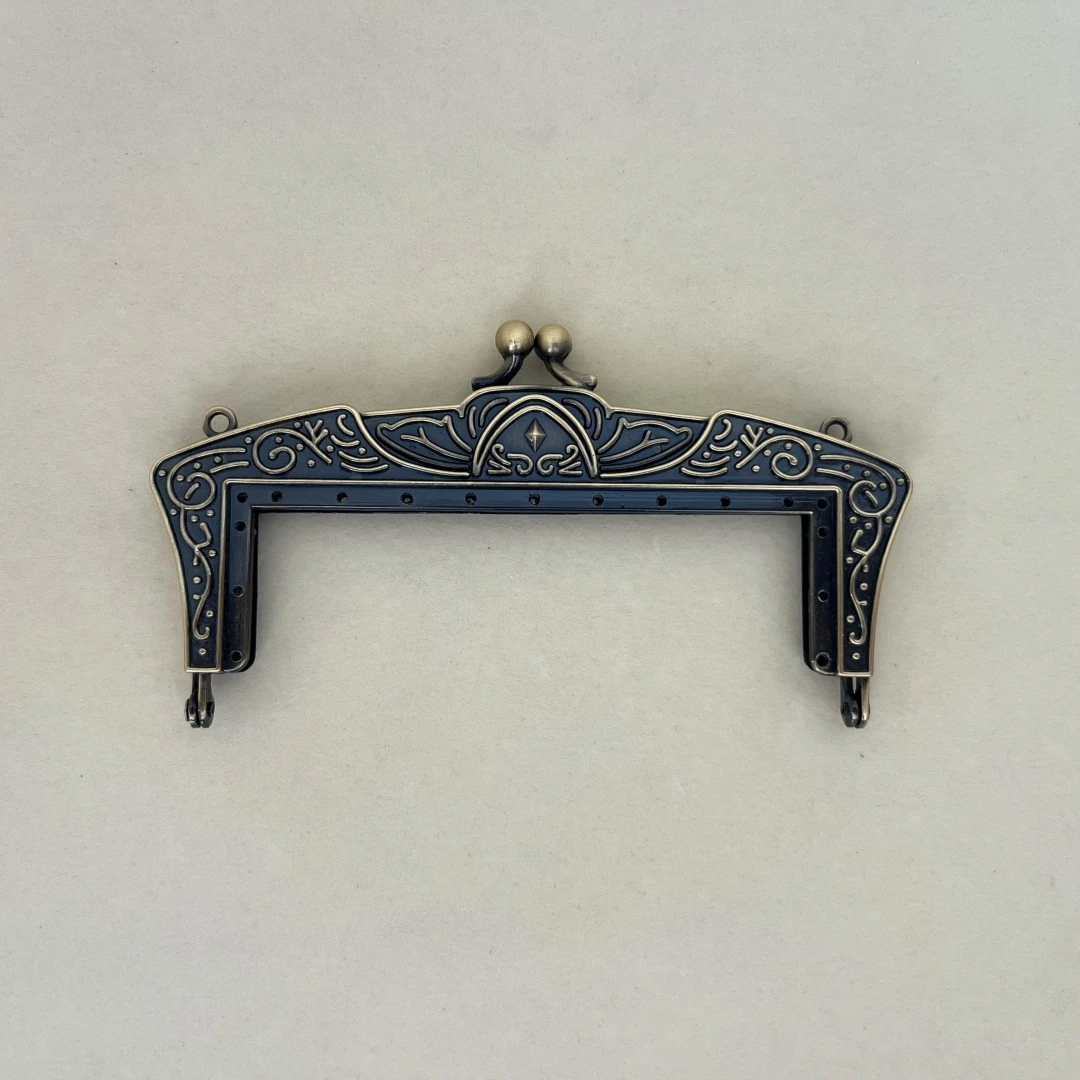 11.5cm Mini Bag Purse Frame Sewing Bag Holes Antique Women Wallet Pouch Parts Handbag Hardware Materials  Chain Clasp Hook