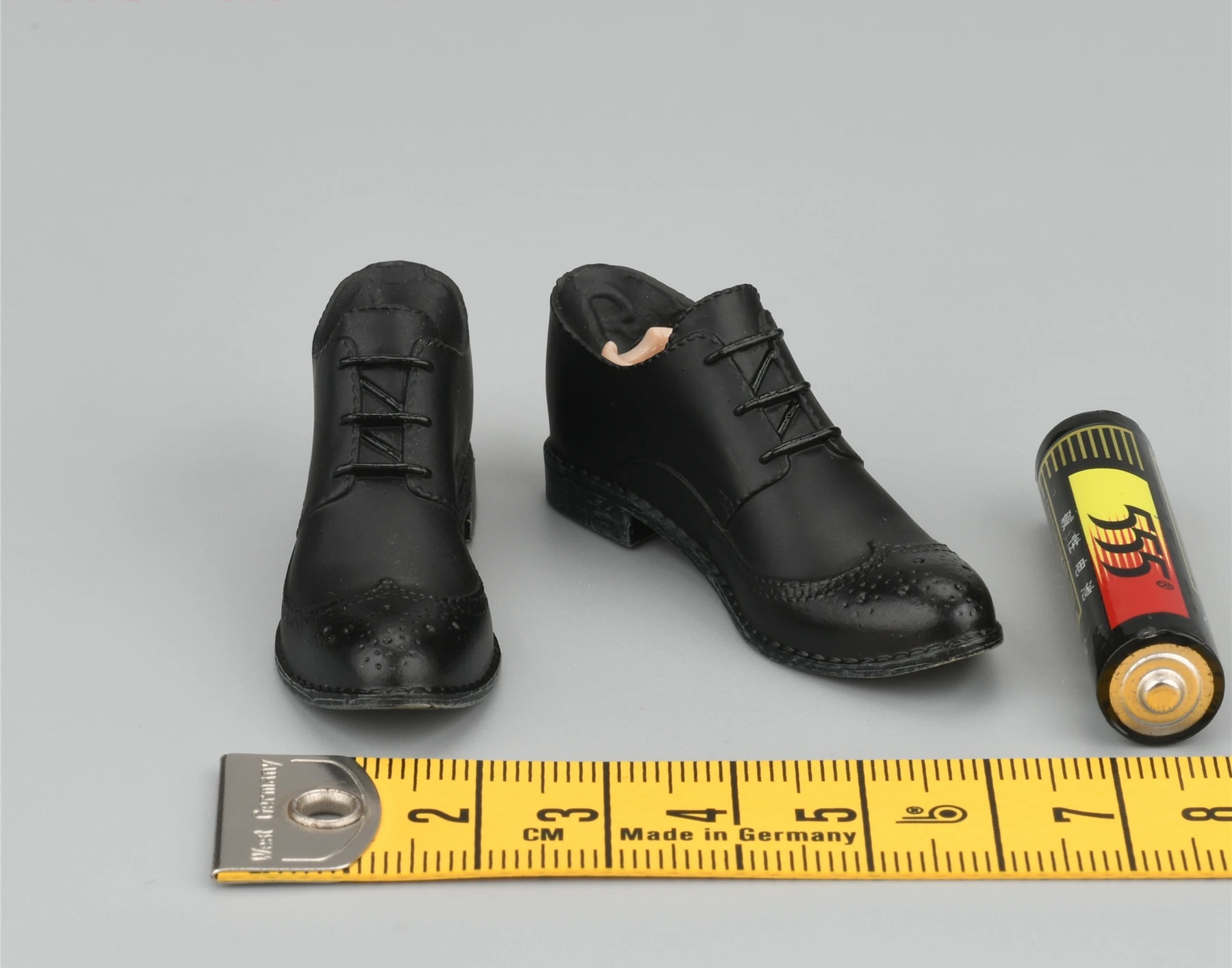 DAMTOYS 1/6 Scale DAM GK028 Shoes Model for12''Gangster