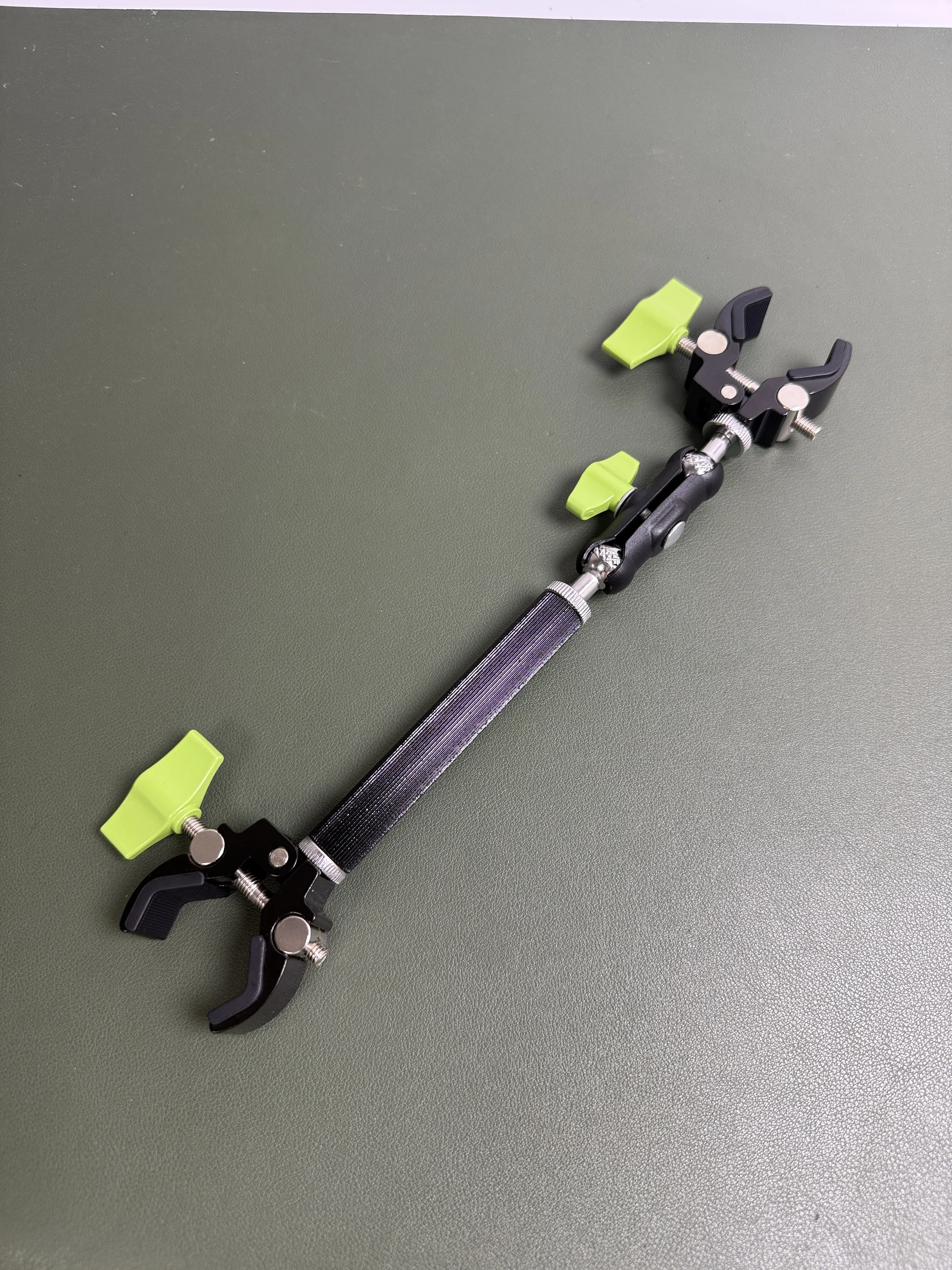 Double Headed Metal Clamp with Extended Aluminum Rod And 360 Degree Movable Joint for Bicycle Handlebars Microphone Stand