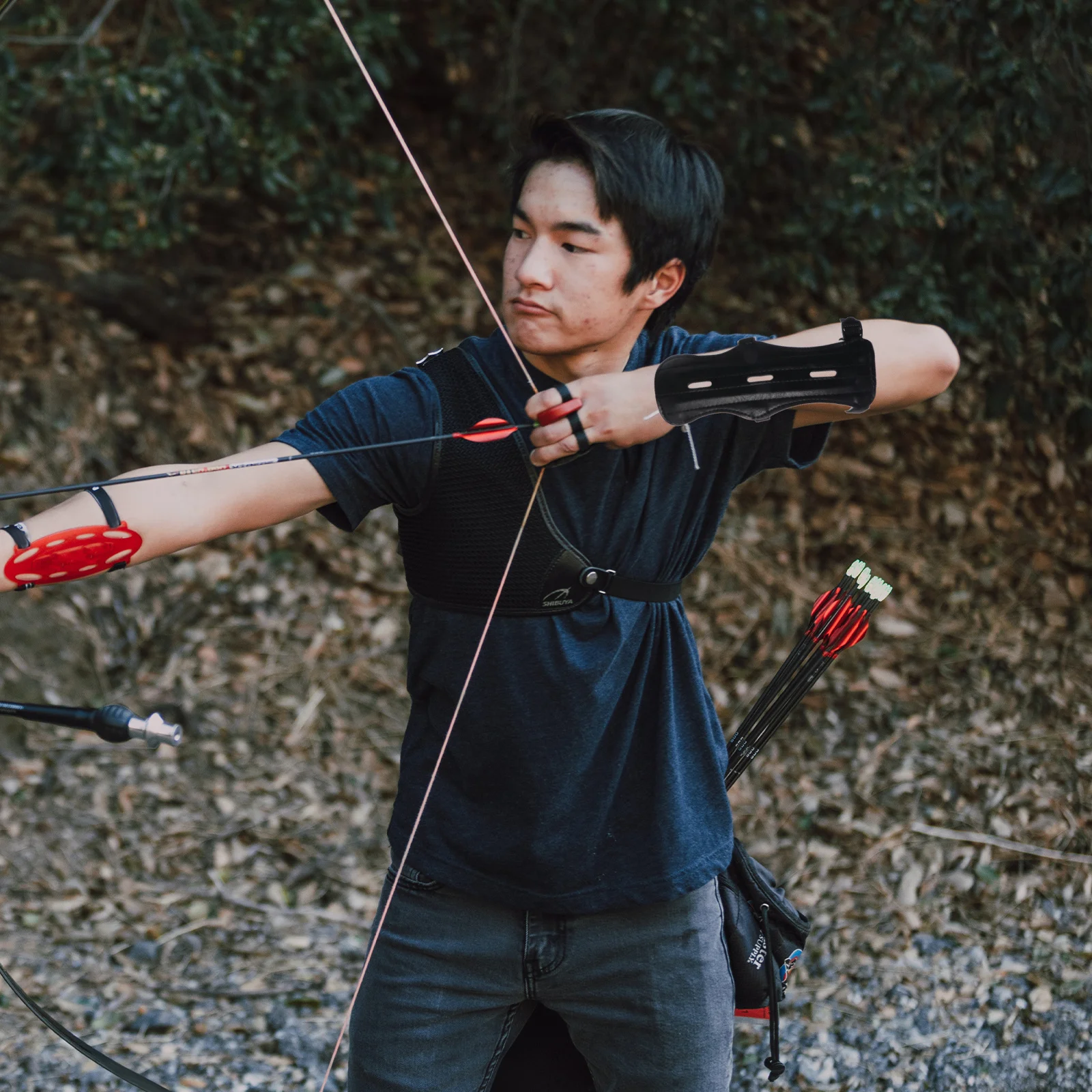 واقي ذراع الرماية، واقي القوس التقليدي، مريح للحمل، قابل للغسل، عملي، قابل للتعديل، ملحق متعدد الوظائف