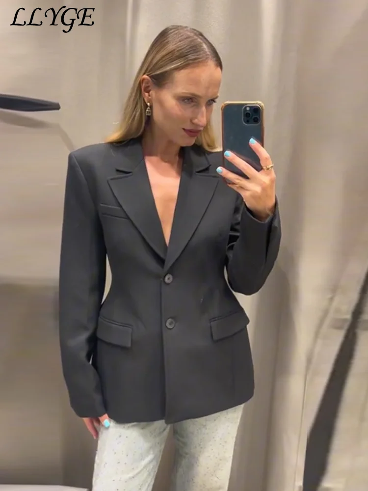 Elegant Women's Black Blazer Slim Lapel Shoulder Pads Button Flap Pocket Female Suit Jacket 2025 Spring Lady Commute Outwear