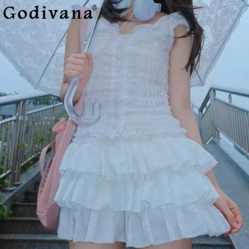 

Новая весенне-летняя женская короткая юбка А-силуэта с высокой талией, многоярусная, с рюшами, модная, универсальная, молодящая, в студенческом стиле