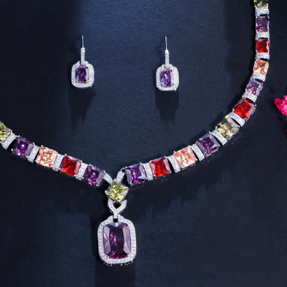 Vintage Zircon Jewelry Set for Women 2026 European And American High-End Light Luxury Earrings And Necklace Combo