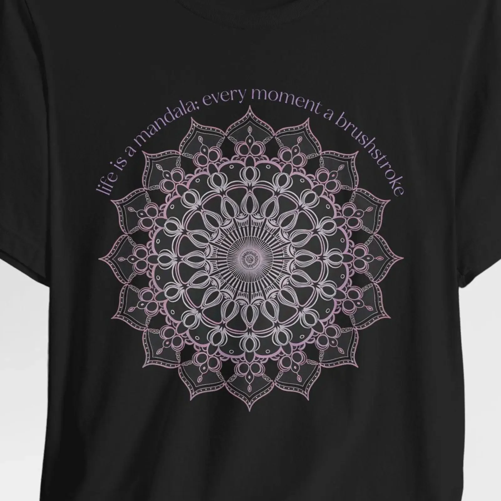 T-shirt unisexe violet dégradé avec citation de mandala, vibes positives, spiritualité, pleine conscience, méditation, style vintage délavé pour homme