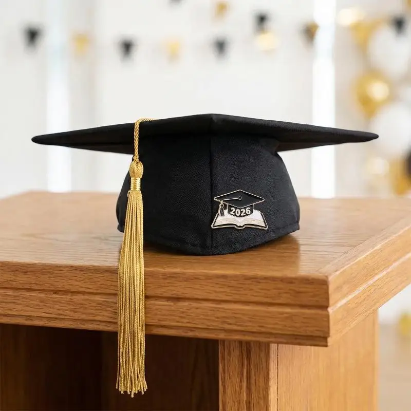 2026 Graduation Brooch Pin Souvenir Bachelor Cap Book Badge Fashionable Gift for School and University Graduation