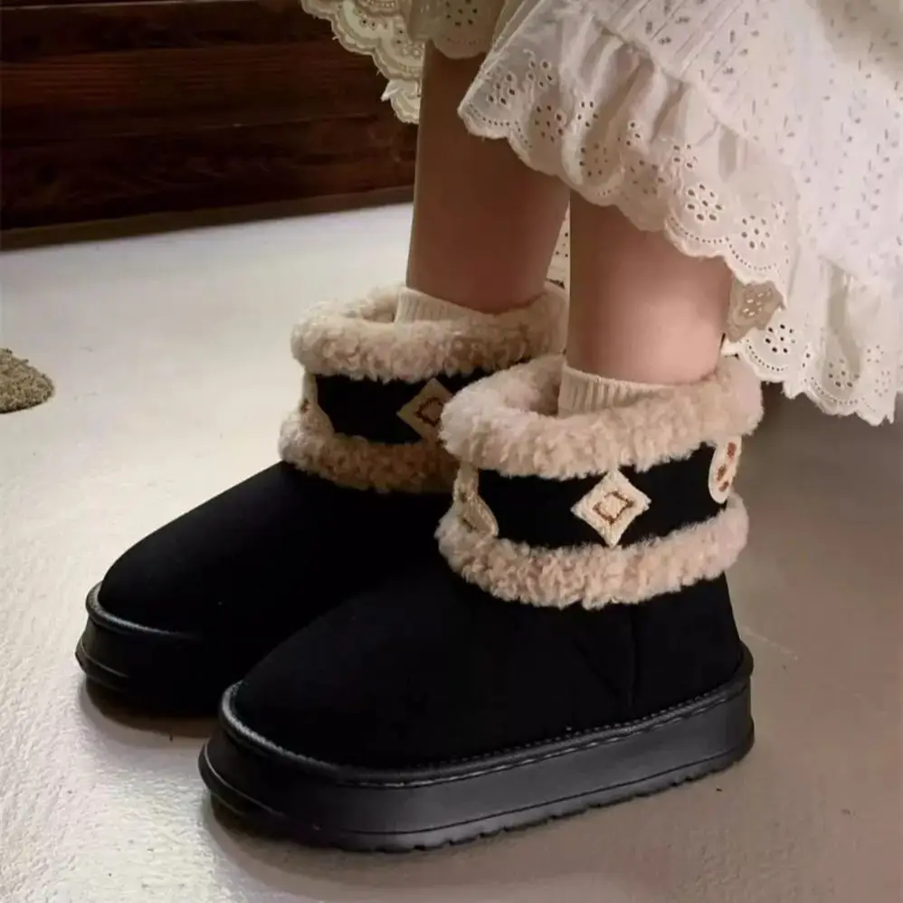 

Winter Casual Snow Boots Women Vintage Ethnic Style Outerwear Warm Slip-Resistant Northeastern Cotton Boots with Plaid Pattern