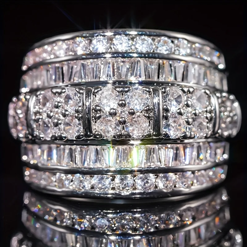 Elegant Women'S Eternal Ring with Sparkling Cubic Zirconia - Luxurious Wide Face Design for Wedding, Daily Occasions