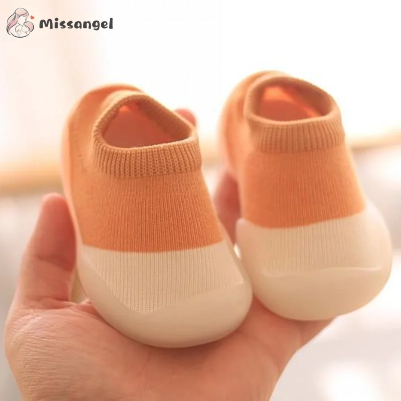 Chaussettes pour bébés, chaussures de couleurs assorties pour garçons et filles, baskets à semelles souples pour les premiers pas des bébés