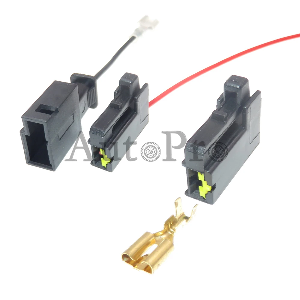 

1 Set 1 Hole 178471-2 Automobile Modification Starter Connector Accessories Car High Current Electric Wire Socket For Toyota