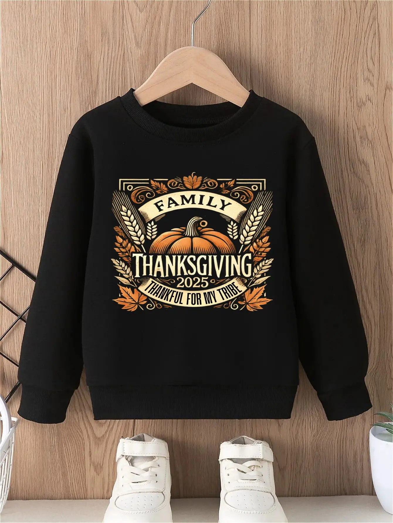 Thanksgiving 2025 boys' crewneck sweatshirt with pumpkin and leaves print pattern  long sleeve top for festive celebrations