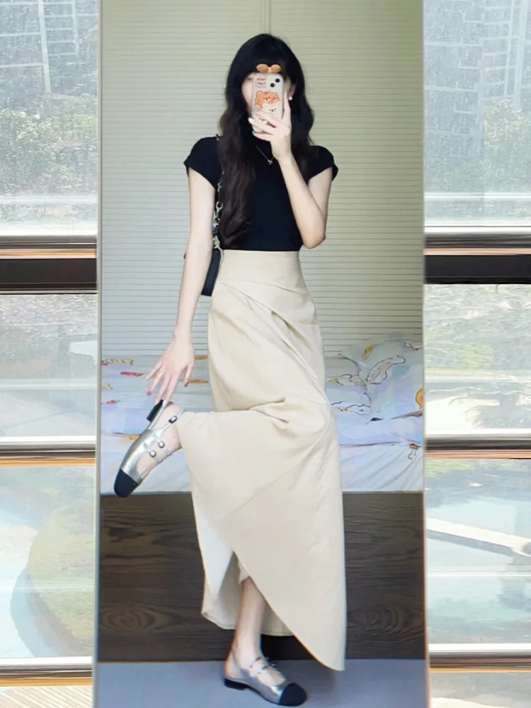 A new high-waisted mid-length word skirt for chubby girl with an irregular figure