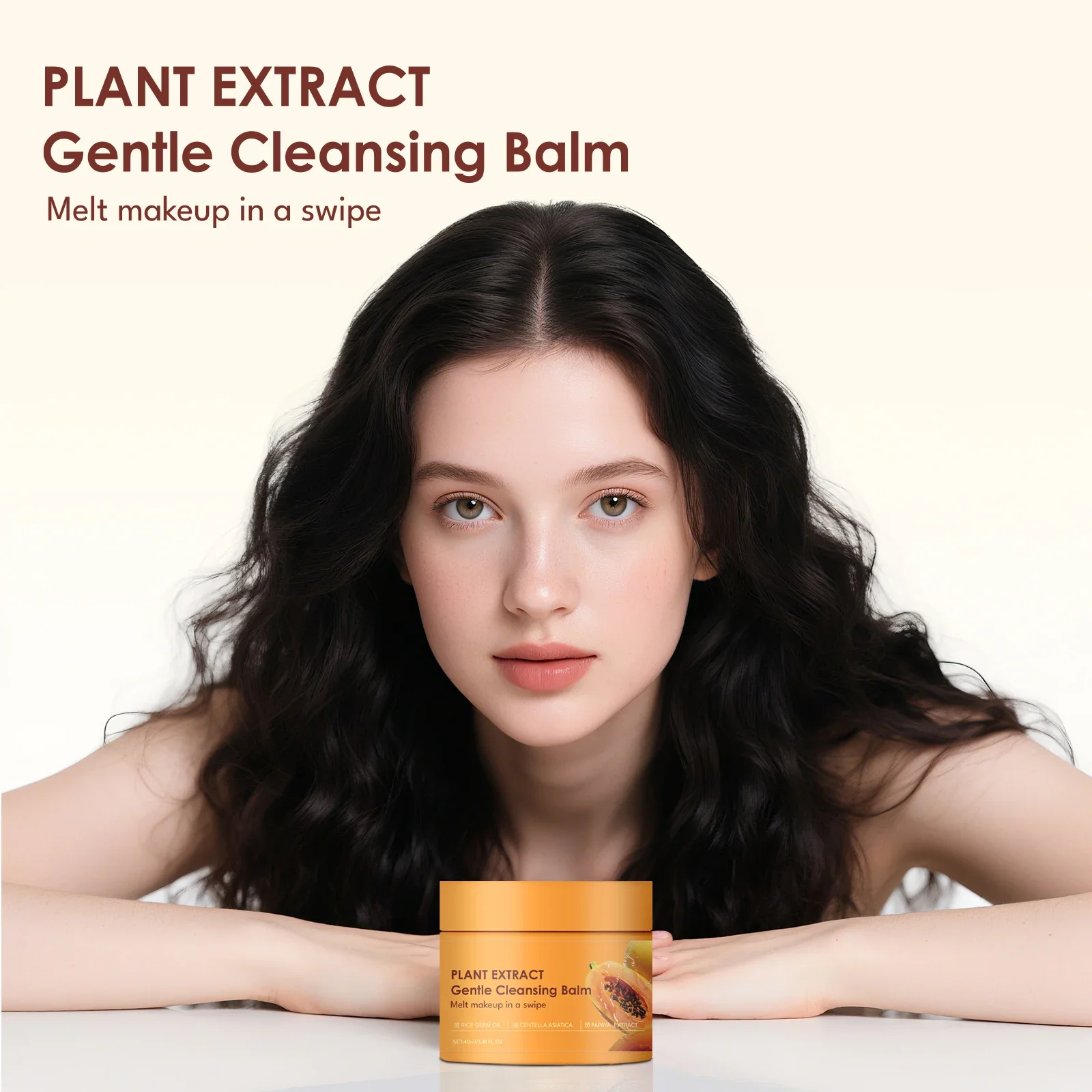 パパイヤ酵素配合のパパイヤメイク落としクリームで、優しくメイクを落とし、毛穴の汚れを徹底的に洗浄します。