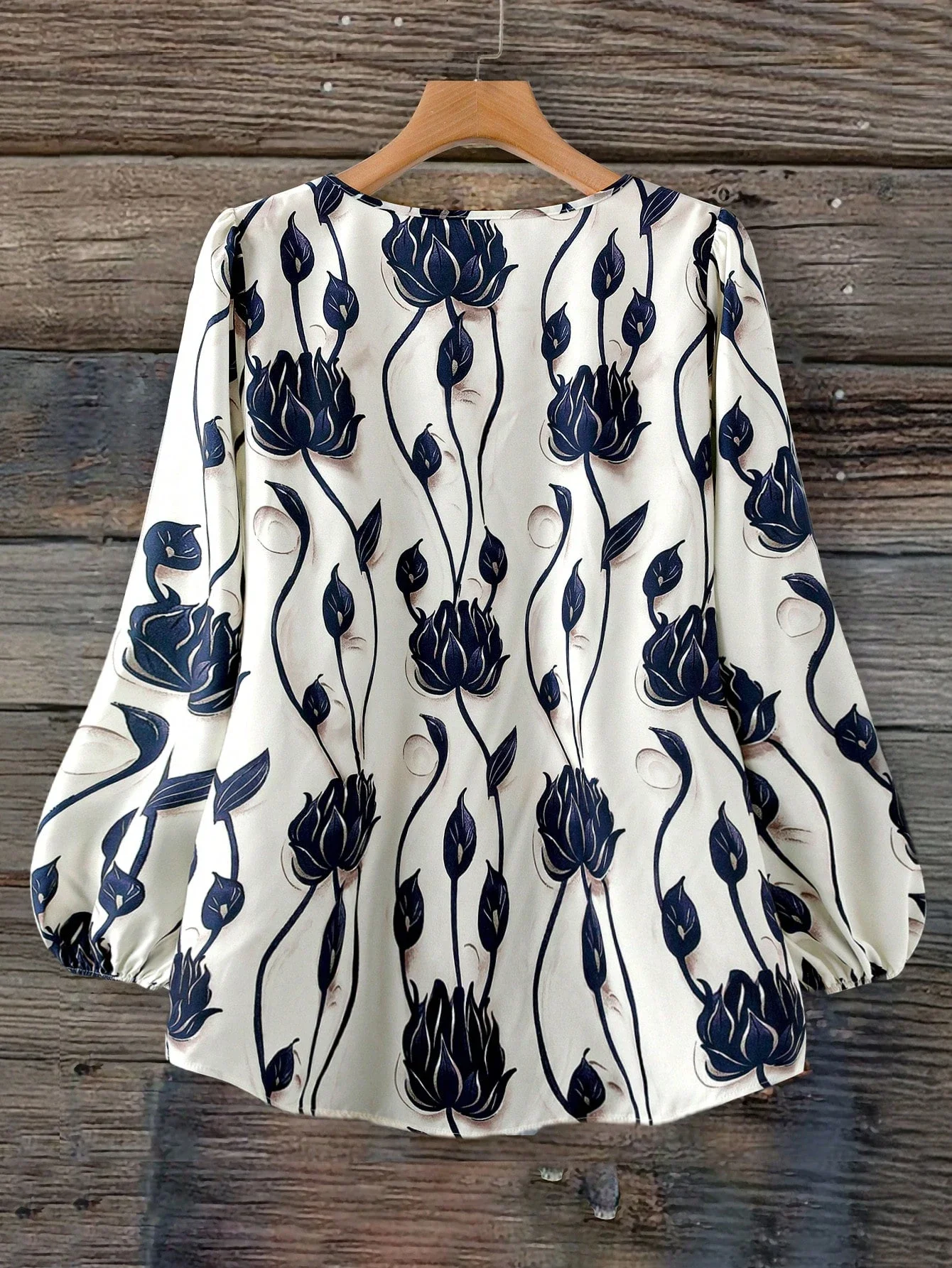 

Женская повседневная блузка с цветочным принтом, круглым вырезом и длинными рукавами, сине-белая, осенняя