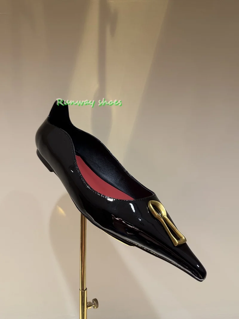 Pointed Metal Buckle Decorate Wavy Shoe Opening Women's Single Shoes Sexy Stilettos Color Blocking Women's Shoes High-end Shoes