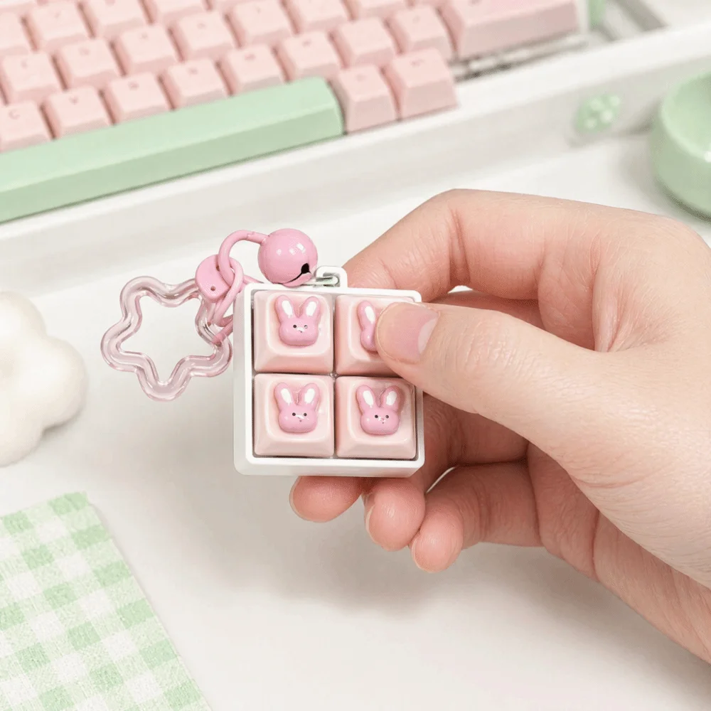 Click Button Fingertip Button Keychain ABS Keyboard Switche Mechanical Switch Keychain Without LED Light Funny