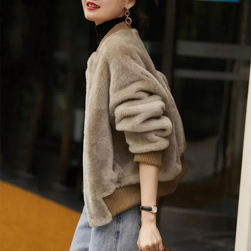 2024 Autumn Winter New Fashionable Modern Style Loose Slim Versatile Stand up Collar Bat Sleeve Imitation Fur Coat Women's Trend