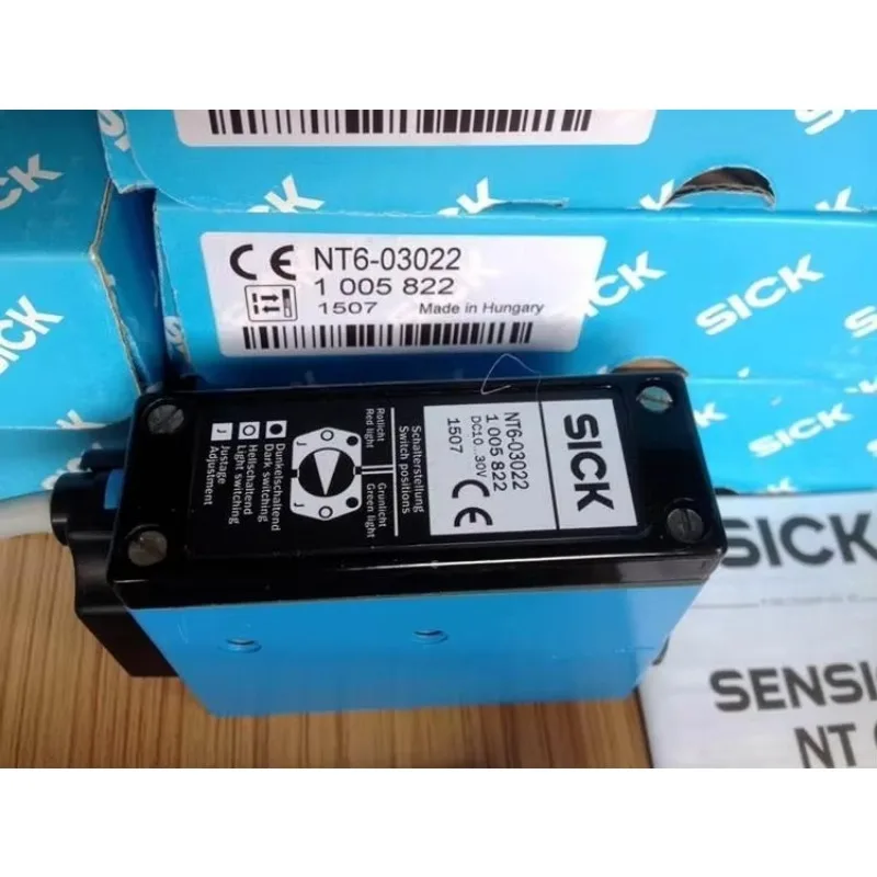 1PC NEW SICK NT6-03022 1005822 In Stock Photoelectric Contrast Color Code Sensor Red Green LED 10kHz Cable 2m NT6 Original Box