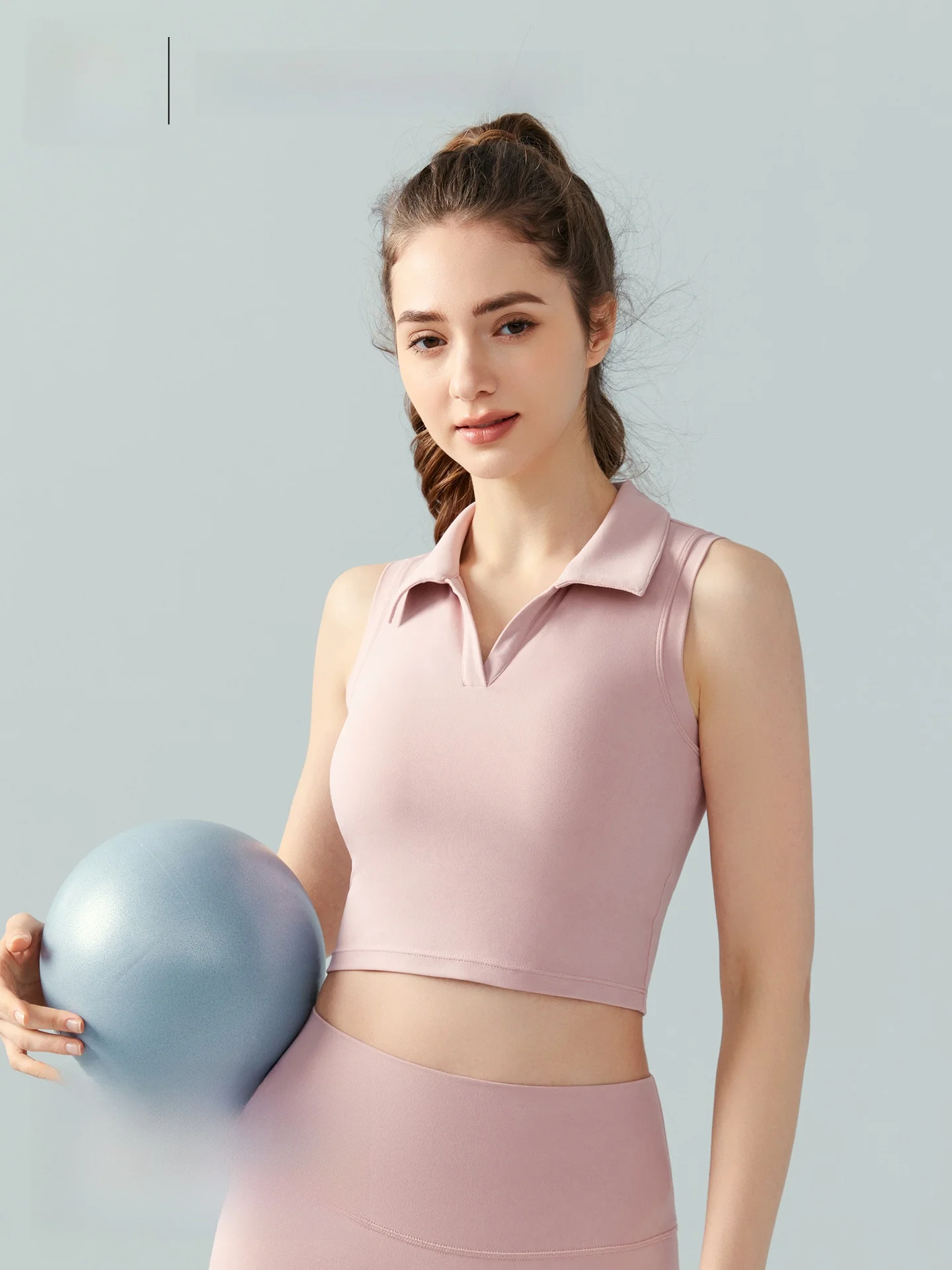 

Person Tennis Outfit Tank Top Women's Summer New Sportswear with Chest Pad Fitn Yoga Svel Top Versatile Nylon Fa...