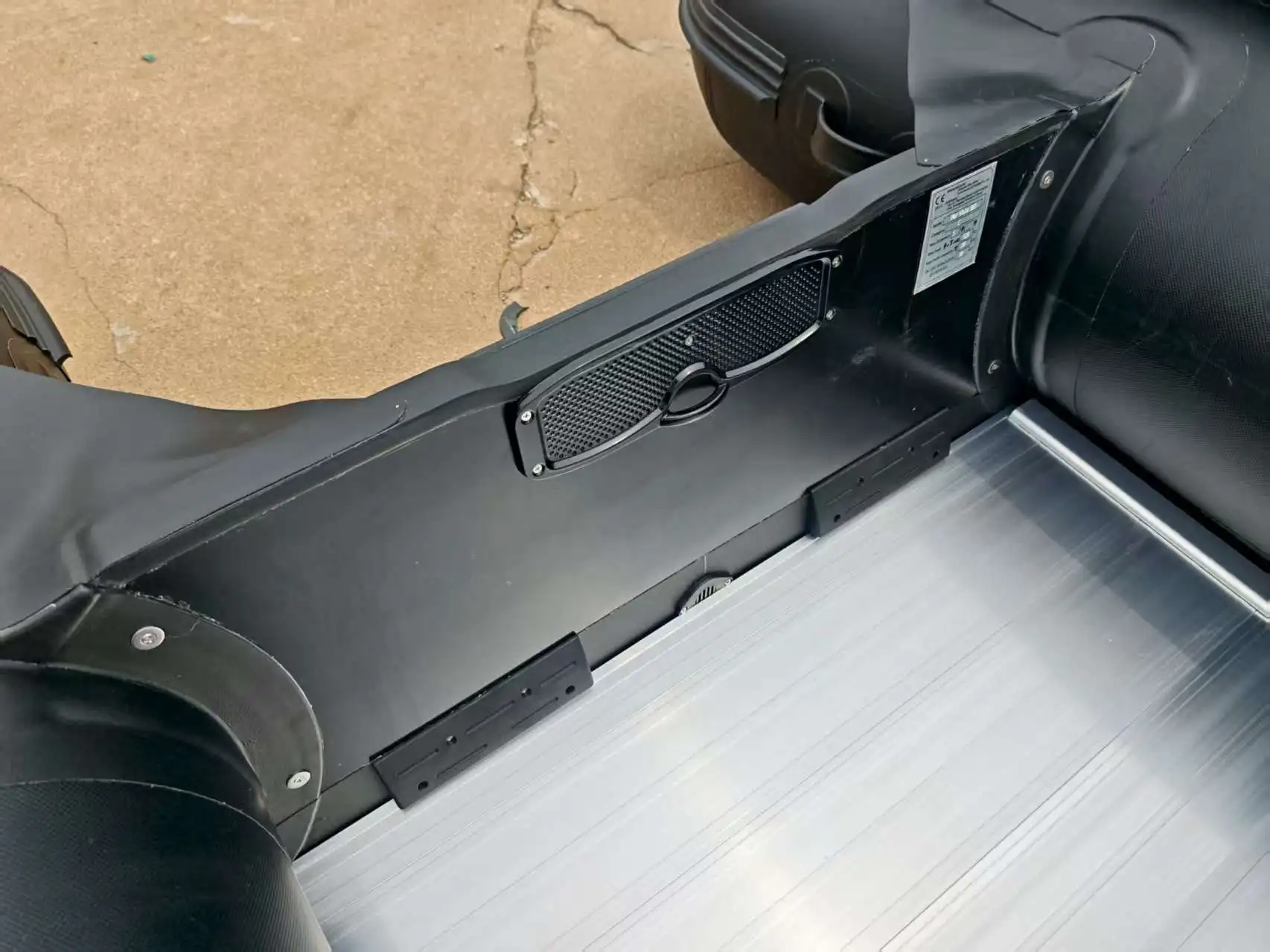 Barca di emergenza per 10 persone Life Raft con baldacchino e kit di sopravvivenza