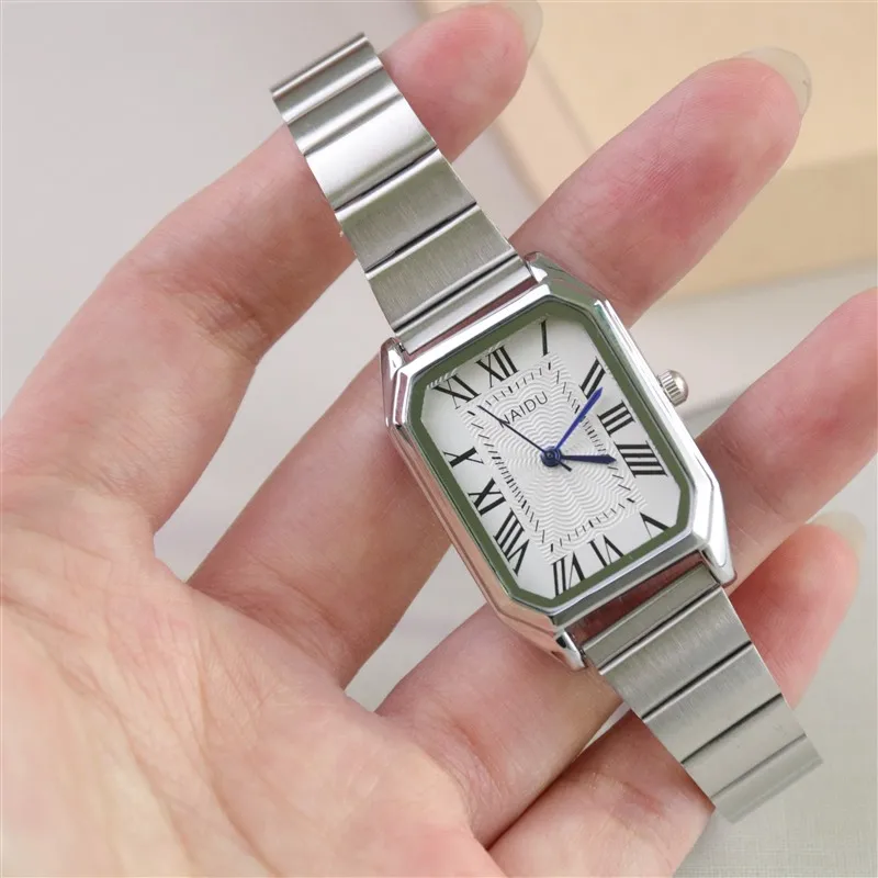 

2023 Year Watches For Women Girl Simple Silver and Gold Stainless steel Watchband Quartz Minimalist Women's wristwatch