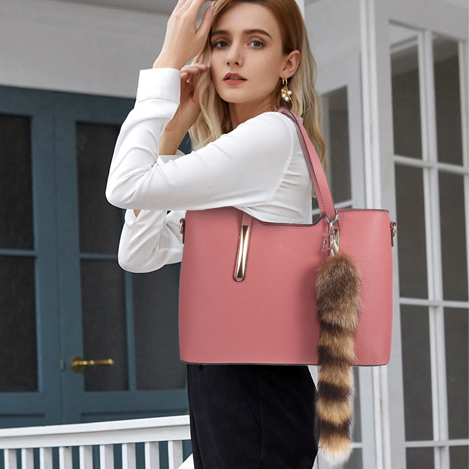 

Soft Fuzzy Keychain for Women Cute Animal Tail Key Ring 35cm Stuffed Pompoms Backpack Charm Handbag Accessory Gift