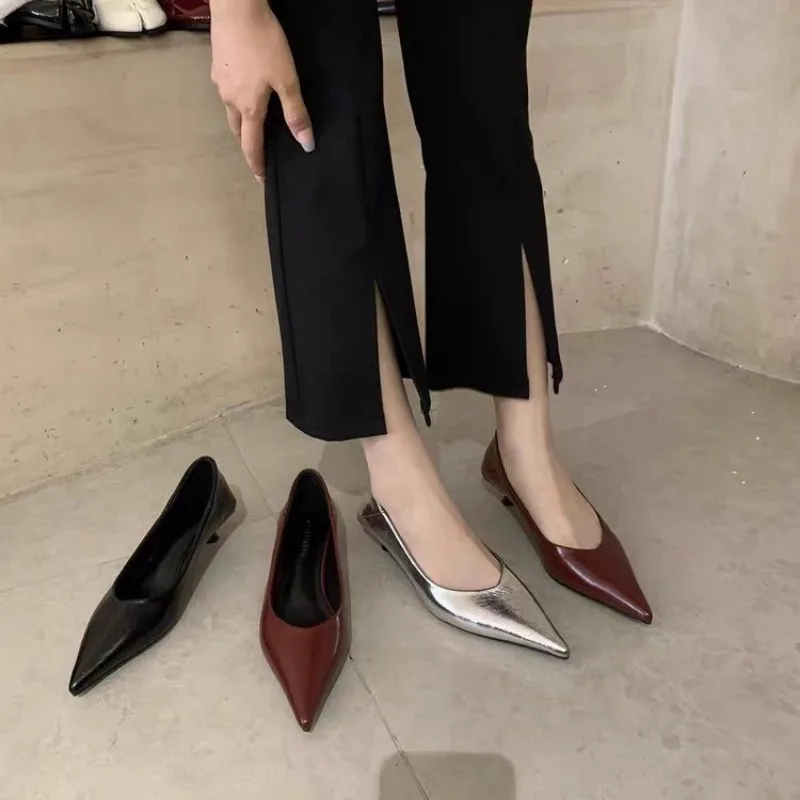 Spring Autumn New Women Boat Shoes Pointed Toe Pumps Low-heeled Dress Shoes Woman Silver Black Red Office Work Shoes Female