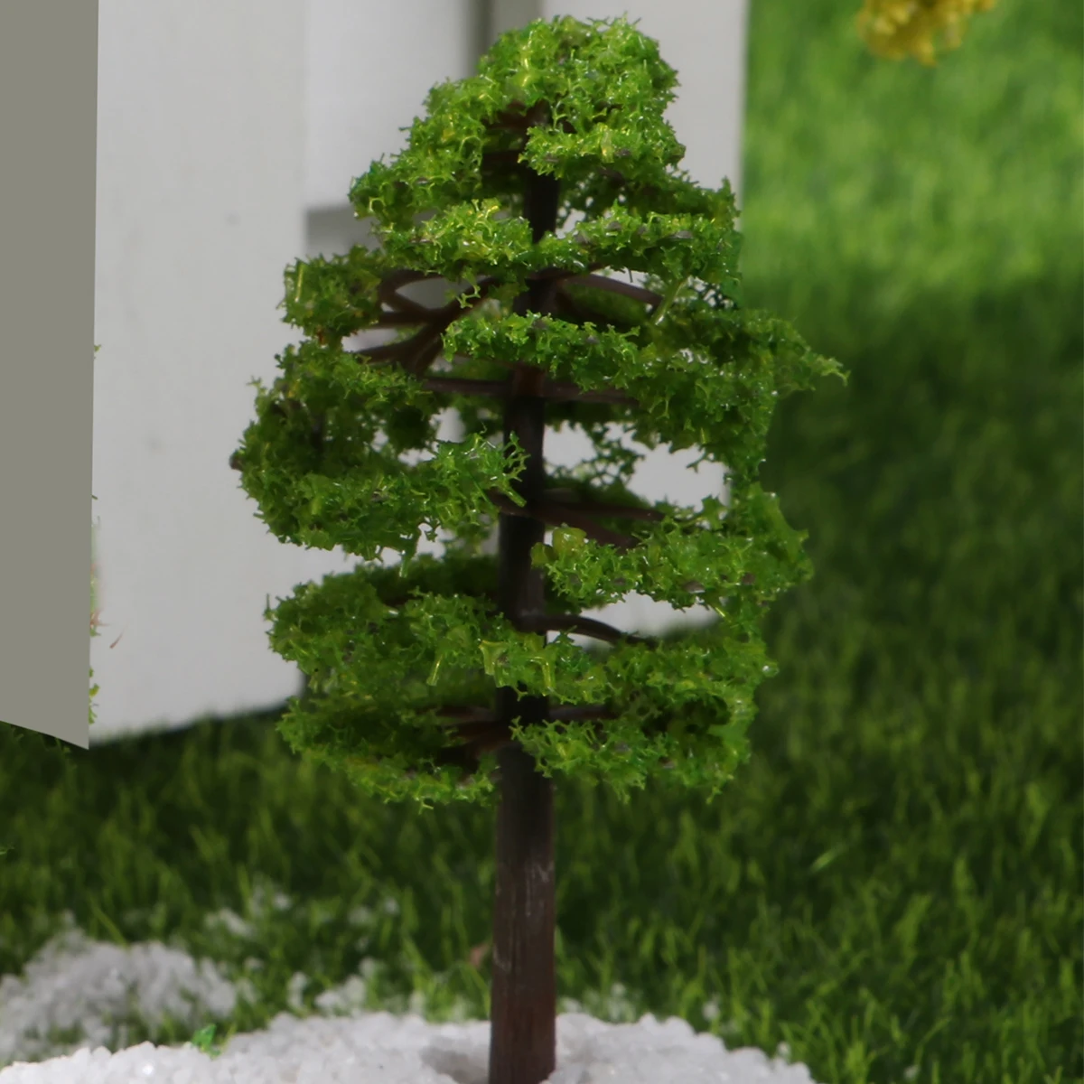 

10PCS Mini Trees Realistic Shape Fine Workmanship Micro L DIY Gardening Decorations Suitable Container Terrarium