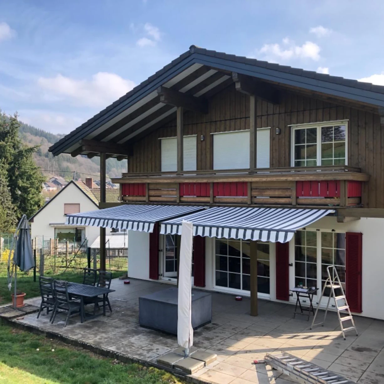 Uplion Modern Aluminum Window Awning Retractable Patio Awnings Folding Arm Manual Sunshade Balcony Outdoor Backyard Use