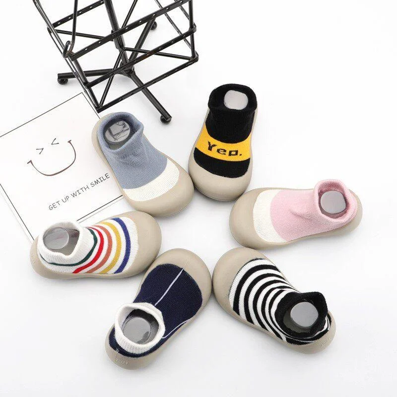 Baby Socks Shoes Soft Bottom Floor Shoes Anti-Loss Walking Shoes for 6-12 Months Spring Autumn Outgoing Slip-On Shoes