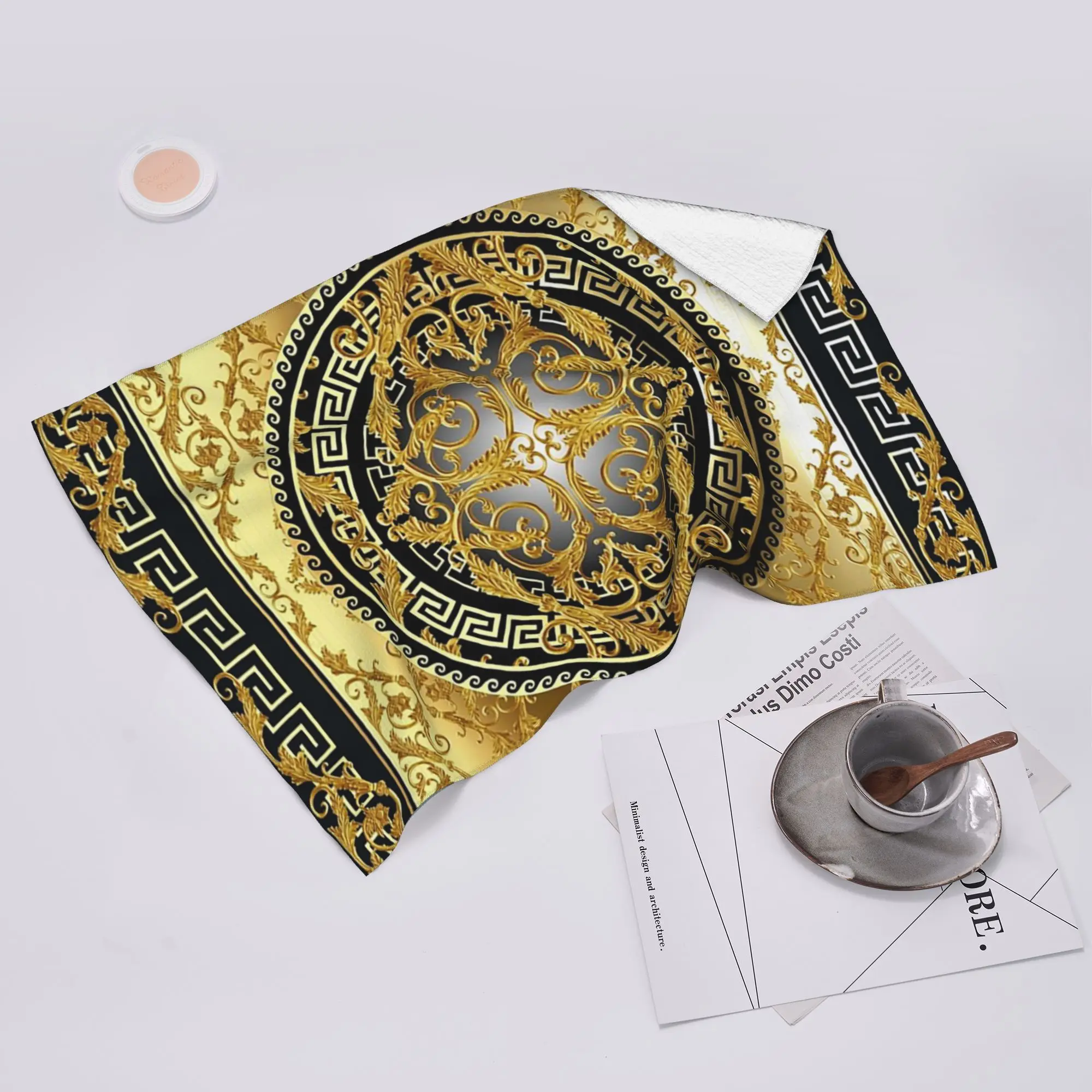 Custom Queen Of Absolutely Everything Gold Baroque Soft Face Towel Quick Dry Pool Bath Cotton Towels Absorbent Quick