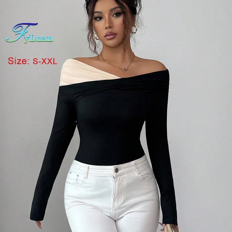 Prosta damska odzież z odkrytymi ramionami, nieregularny dekolt, długi rękaw, dopasowana koszulka, blokowanie kolorów, seksowne obcisłe bluzki damskie, łączona od wewnątrz.
