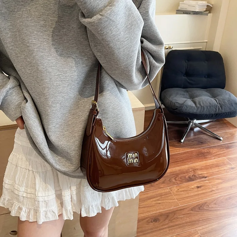 

2025 Winter Big Work Tote for Professionals, Spacious Laptop Bag Multi-functional Shoulder Crossbody, Commuter Bag for Office