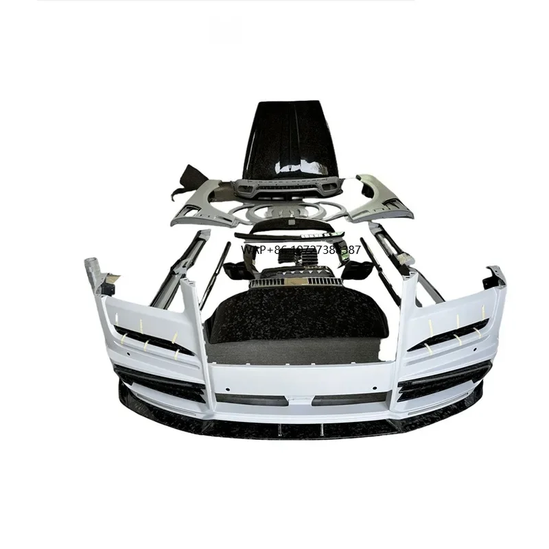 

Cullinan Modified 2.5-generation M-shaped Forged Carbon Fiber Body Kit, Front and Rear Bumper Side Skirts Hood
