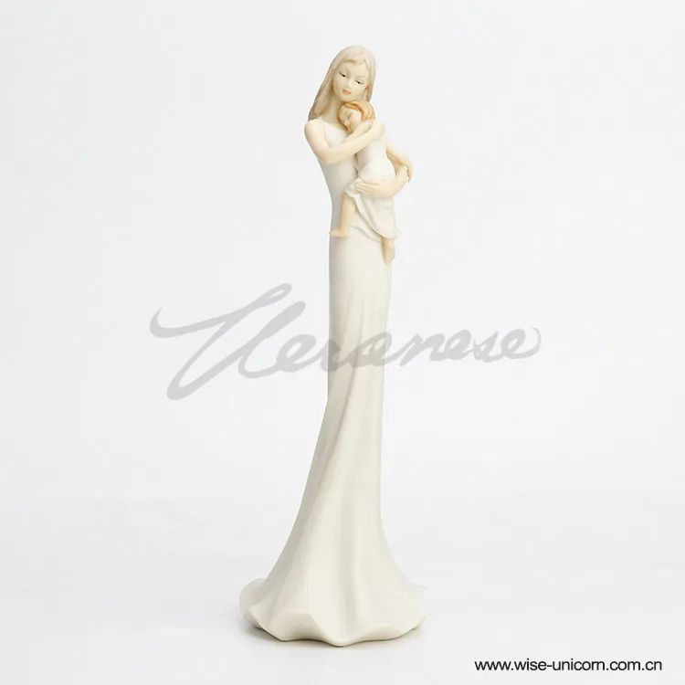 Gentle Mother Holding Sleeping Baby Resin Figurine Quiet Motherly Love Statue Long Dress Mom Sculpture Home Table Decor Gift