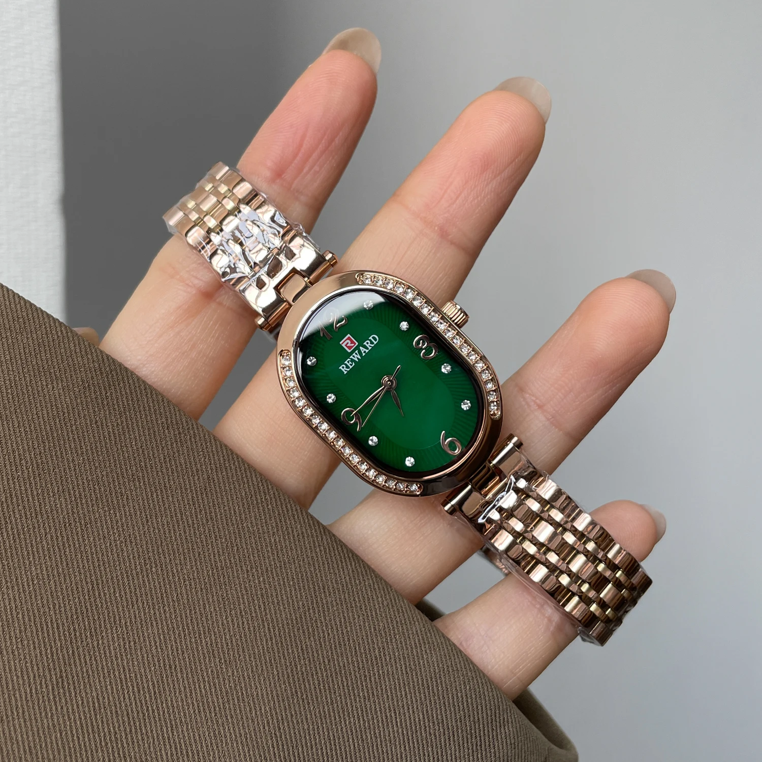 Original luxury women's watch, elegant and artistic women's watch, 2026 new style, gift for women, women's accessory.