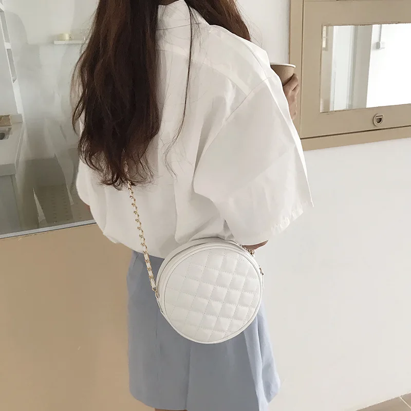 Casual Women\'s Crossbody Bags Fashion PU Leather Chain Mini Round Bag Simple Rhombic Pattern Handbags for Female Black White