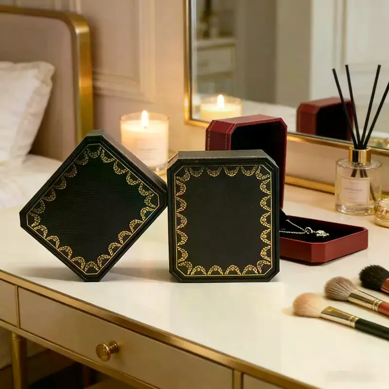 

Necklace Display Box Velvet Lining Sleek Pendant Storage Case Classic Vintage Jewelry Organizer Minimalist Wedding Gift Box