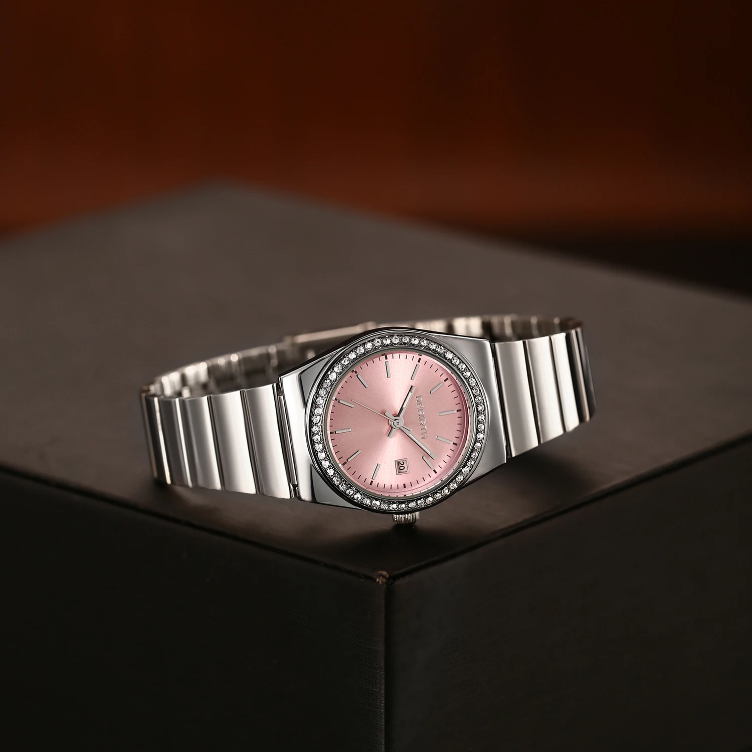 Stainless Steel Watch Strap, Casual and Artistic College-Style Minimalist Quartz Watch, Suitable for Daily Wear