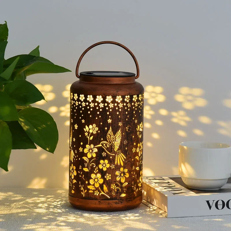 Retro Solar Lantern Outdoor, Hollow Metal Hummingbird Floral Shadow Light, for Garden Patio Lawn Tabletop Holiday Decorations