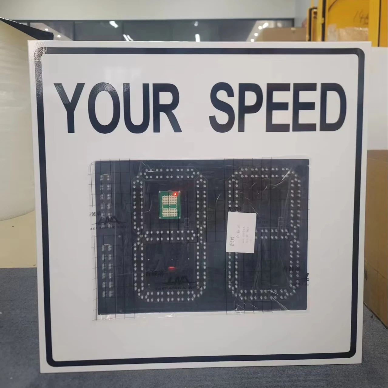 Outdoor Solar-Powered LED Traffic Sign Board with Road Safety Features